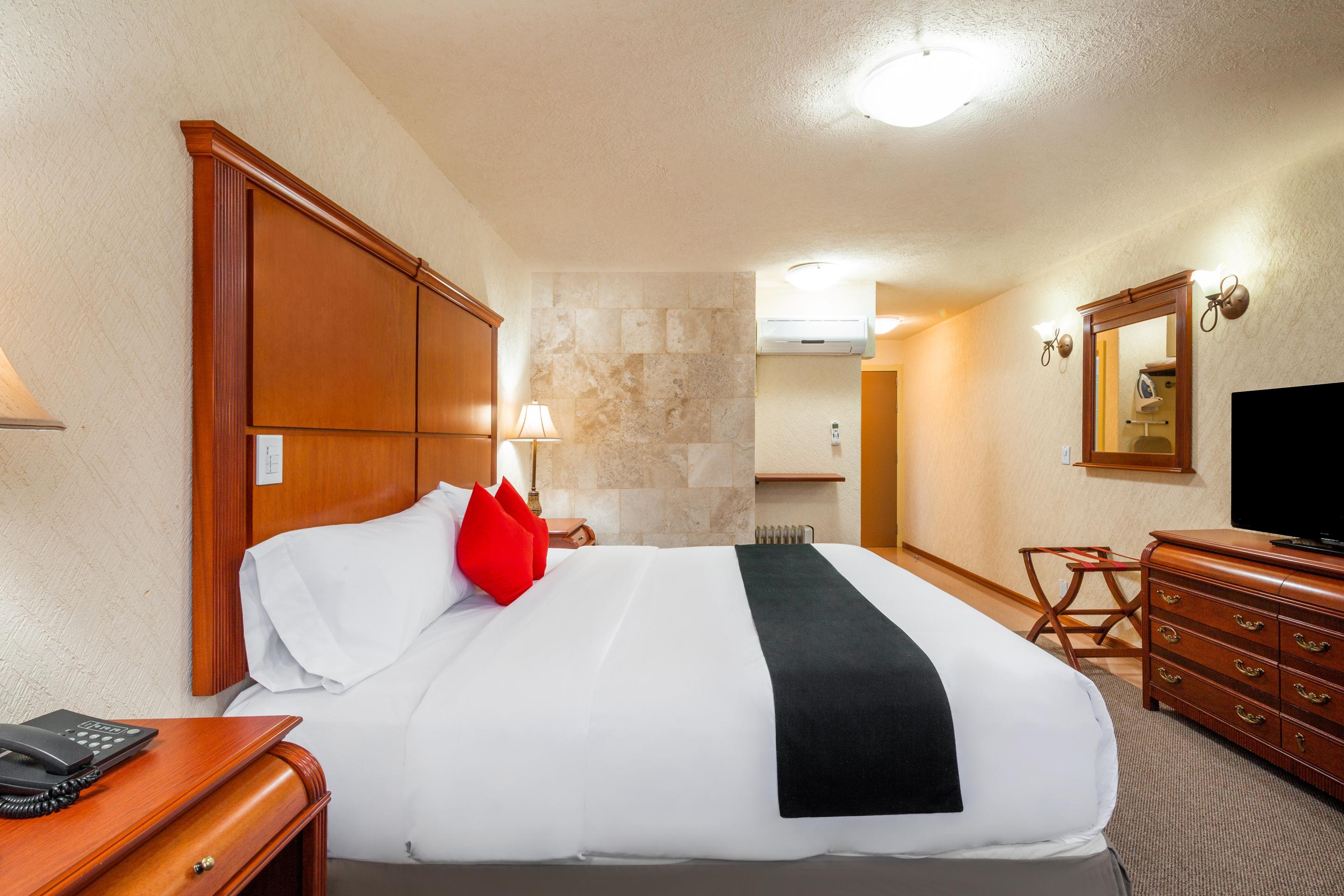 Howard Johnson By Wyndham Toluca Exteriér fotografie