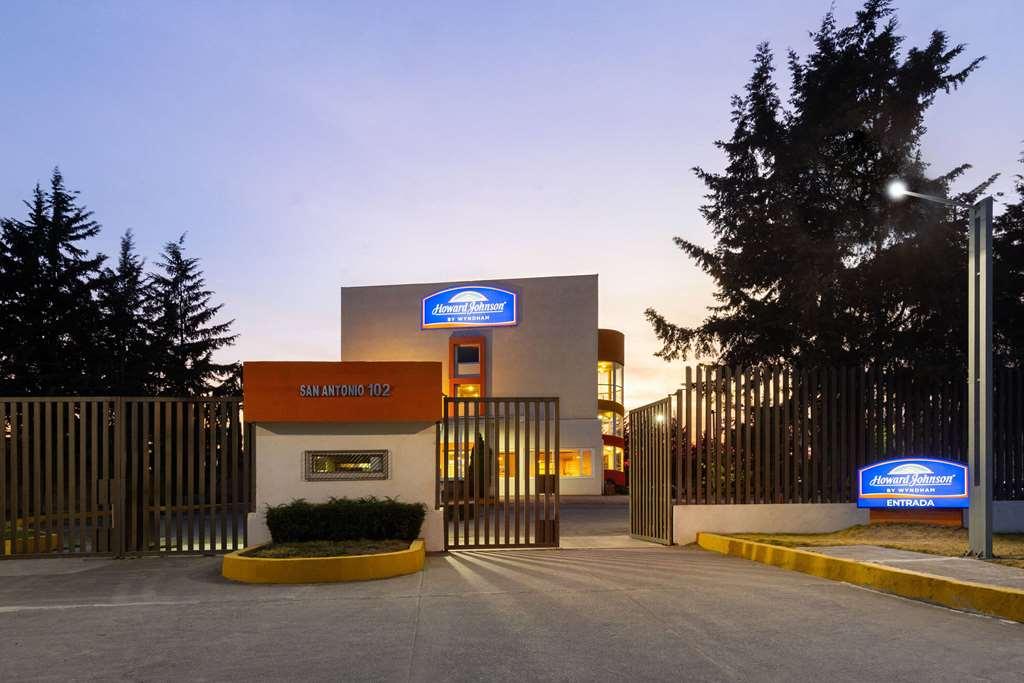 Howard Johnson By Wyndham Toluca Exteriér fotografie